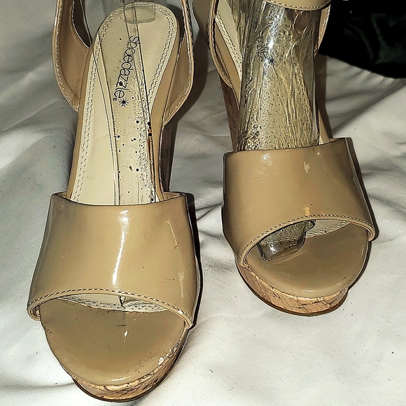 Shoe Dazzle Wedge Ankle Strap - Picture 7 of 8